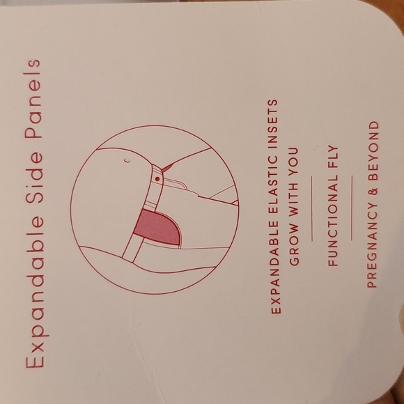 Isabel Maternity by Ingrid and Isabel Midi short. - Picture 7 of 7